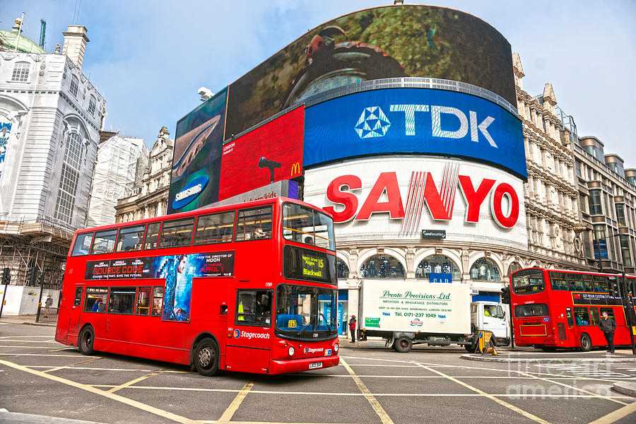 Piccadilly Circus - London - UK Photograph by Luciano Mortula