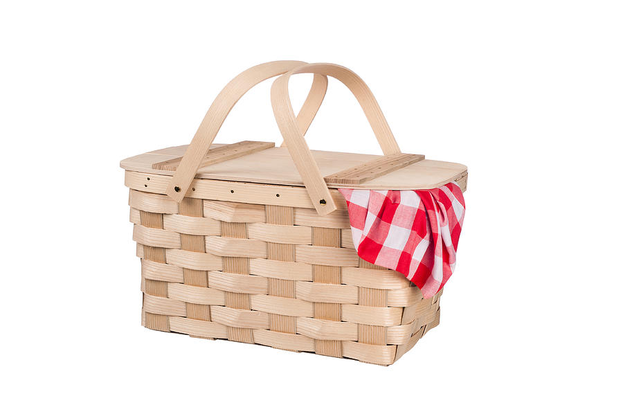 Picnic basket and table cloth Photograph by Joe Belanger - Fine Art America