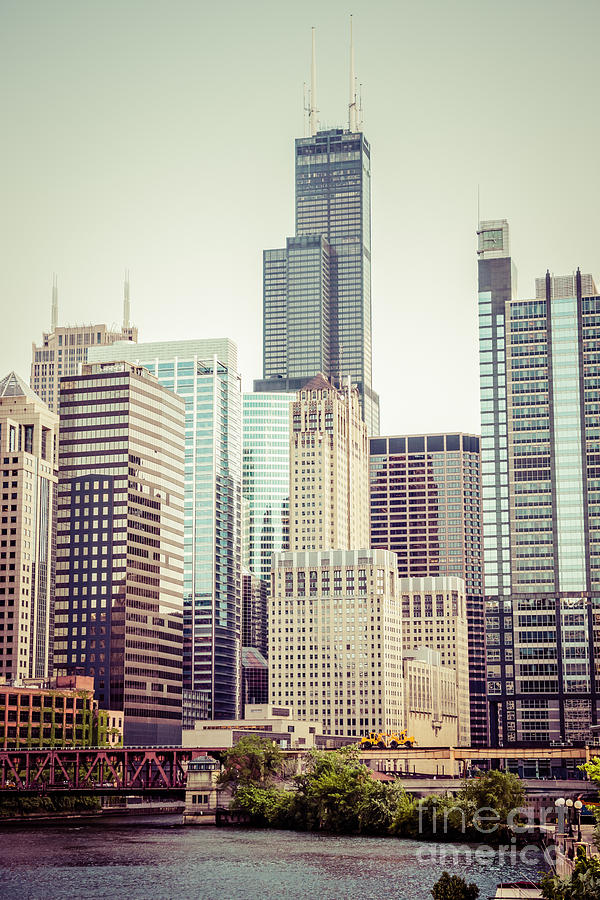 Chicago Photograph - Picture of Vintage Chicago with Sears Willis Tower by Paul Velgos