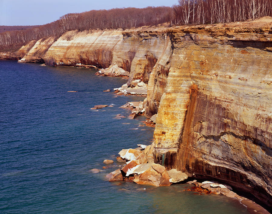 Pictured Rocks Cliffs Photograph by Tom Daniel