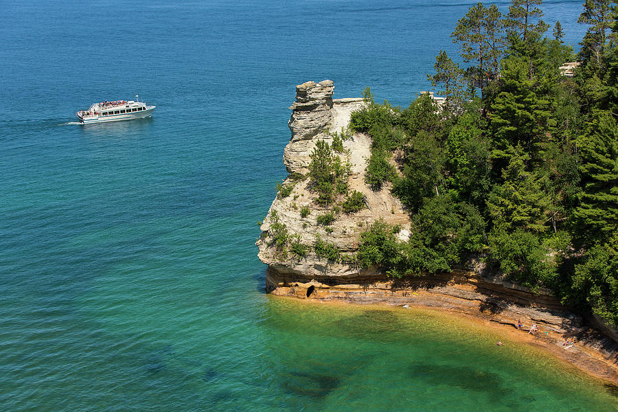 Pictured Rocks National Lakeshore, Lake Photograph by Mike Roemer ...