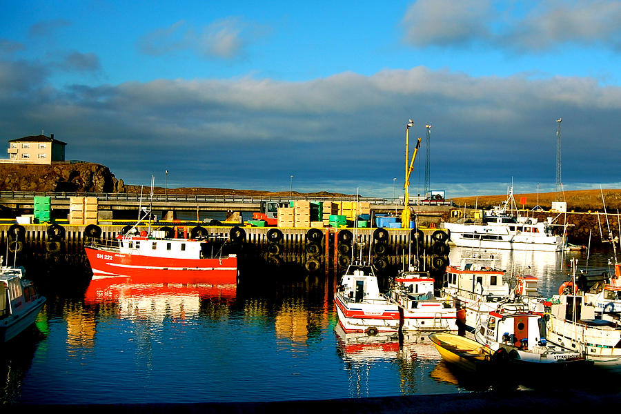Picturesque Harbour Photograph by HweeYen Ong