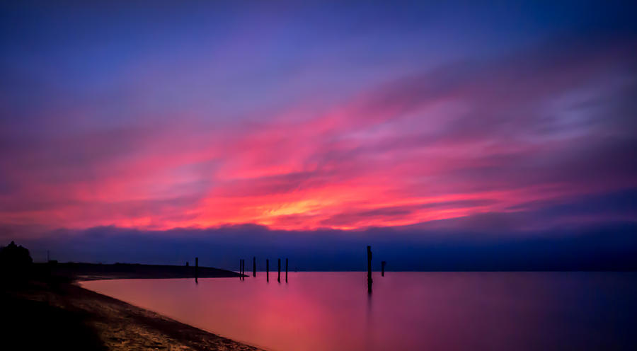 Sunset Photograph - Pink Sunset by Eva Kondzialkiewicz