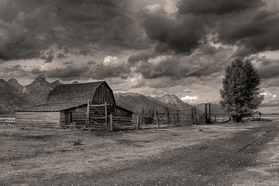 Pioneer Barn Photograph