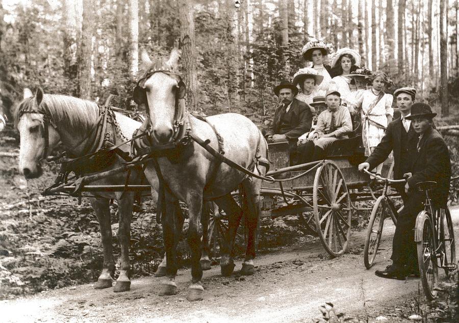 Washington State Pioneer Family Photograph by A L Sadie Reneau