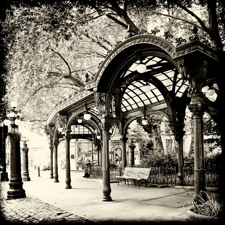 Seattle Photograph - Pioneer Square Arch by Tanya Harrison