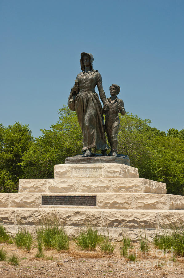 Pioneer Woman Statue, Oklahoma Photograph by Richard and Ellen Thane