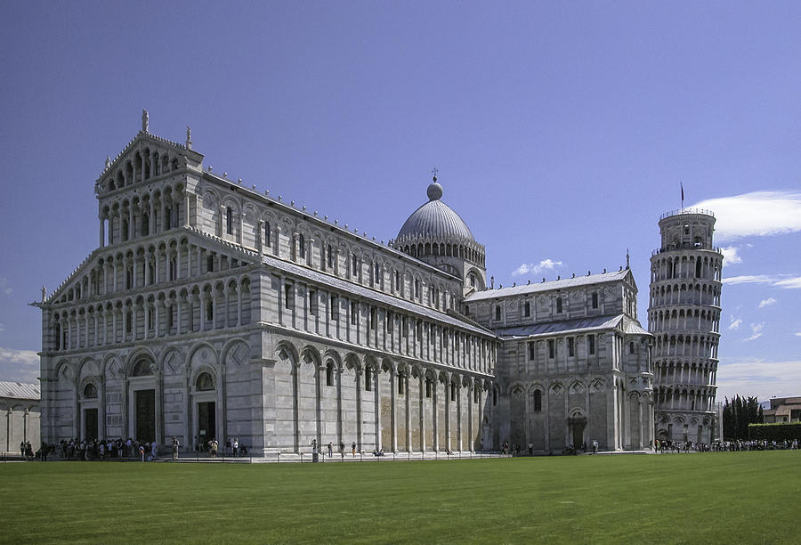 Pisa Cathedral and Leaning Tower Photograph by Alan Toepfer