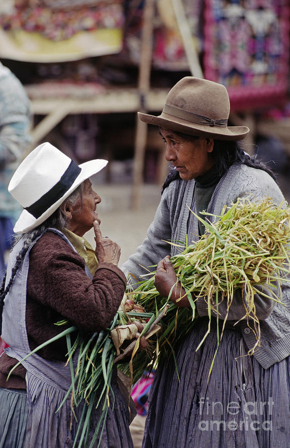 Pisac Sunday Market - Peruvian Andes Photograph by Craig Lovell