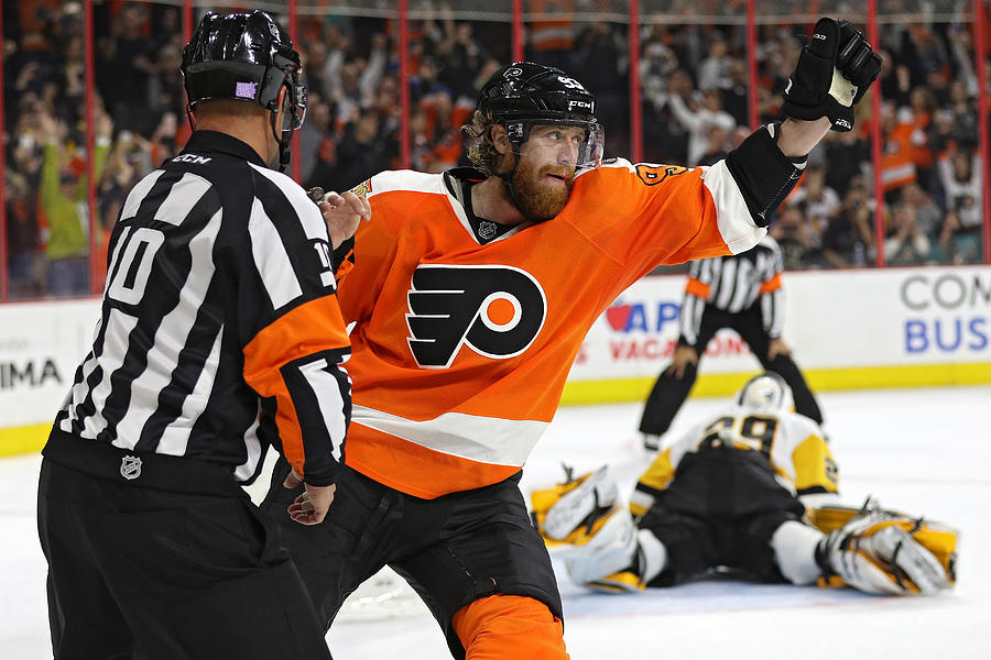 Pittsburgh Penguins v Philadelphia Flyers Photograph by Patrick Smith