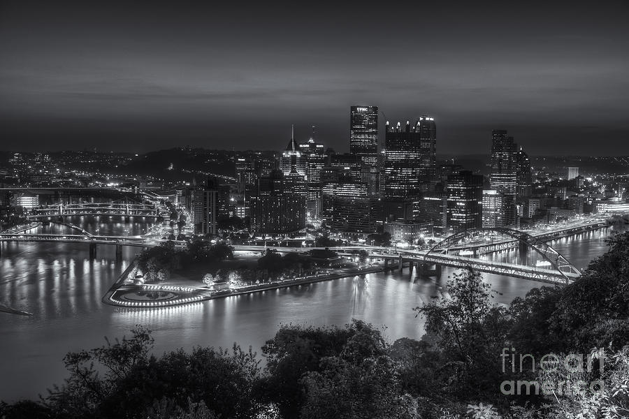 Pittsburgh Skyline Morning Twilight II Photograph by Clarence Holmes