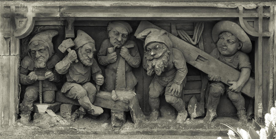 Cologne Photograph - Pixie Carpenters by Teresa Mucha