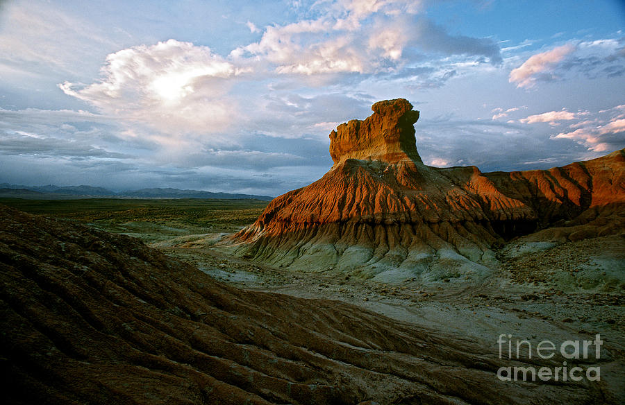 Plume Rocks, Wyoming Photograph by James L. Amos