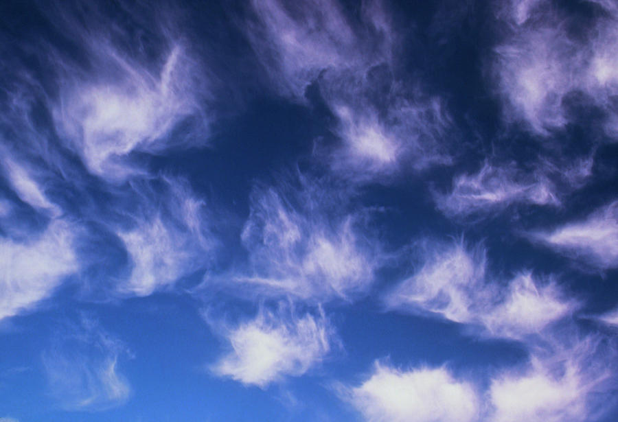 Plumes Of Cirrus Cloud In The Sky Photograph by Pekka Parviainen/science Photo Library