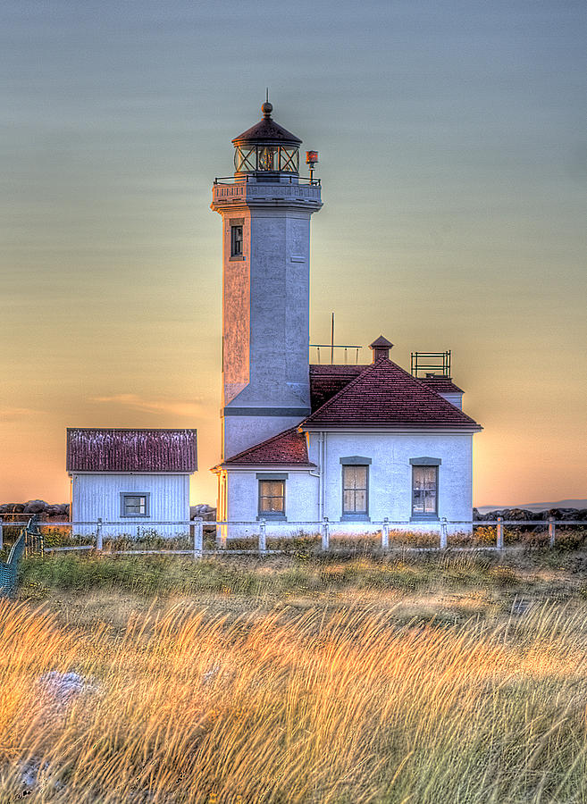Point Wilson Lighthouse Photograph by Tracy Thomas