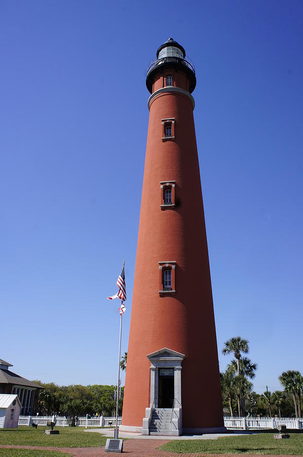 Ponce Inlet Lighthouse Photograph by Laurie Perry