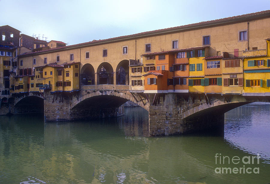 Pont de Vecchio Photograph by Bob Phillips