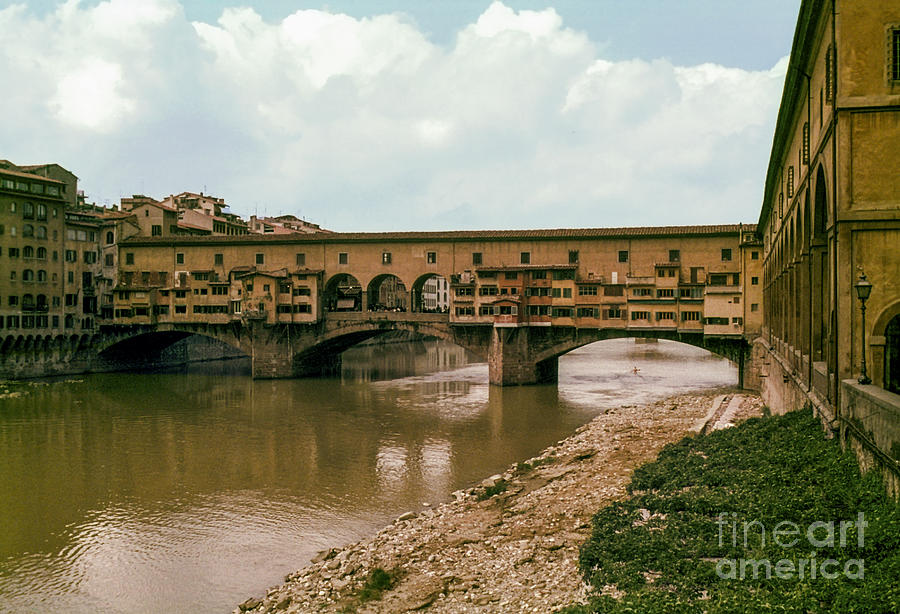 Pont de Vecchio on the Arno Photograph by Bob Phillips