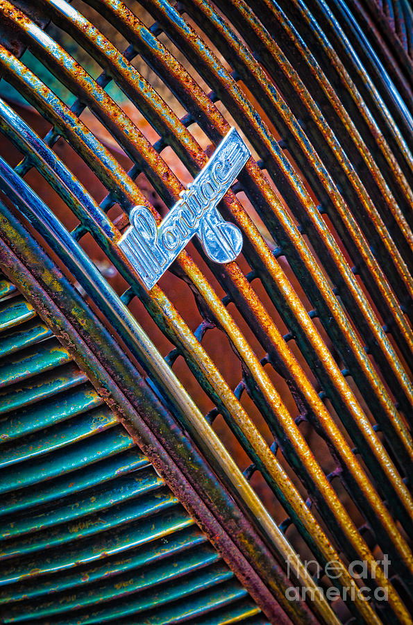 Pontiac Grille Photograph by Inge Johnsson