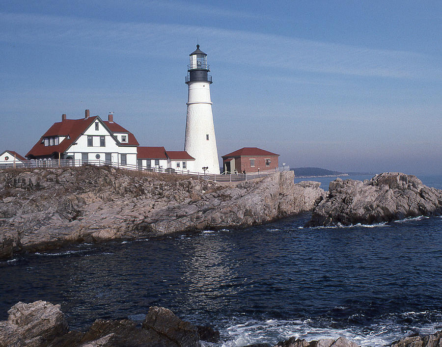 Portlamd Head Light Photograph by Herbert Gatewood - Fine Art America