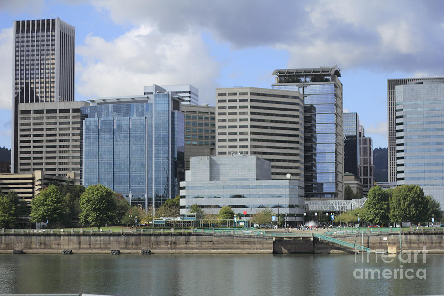 Portland Oregon City View Photograph by Lee Serenethos