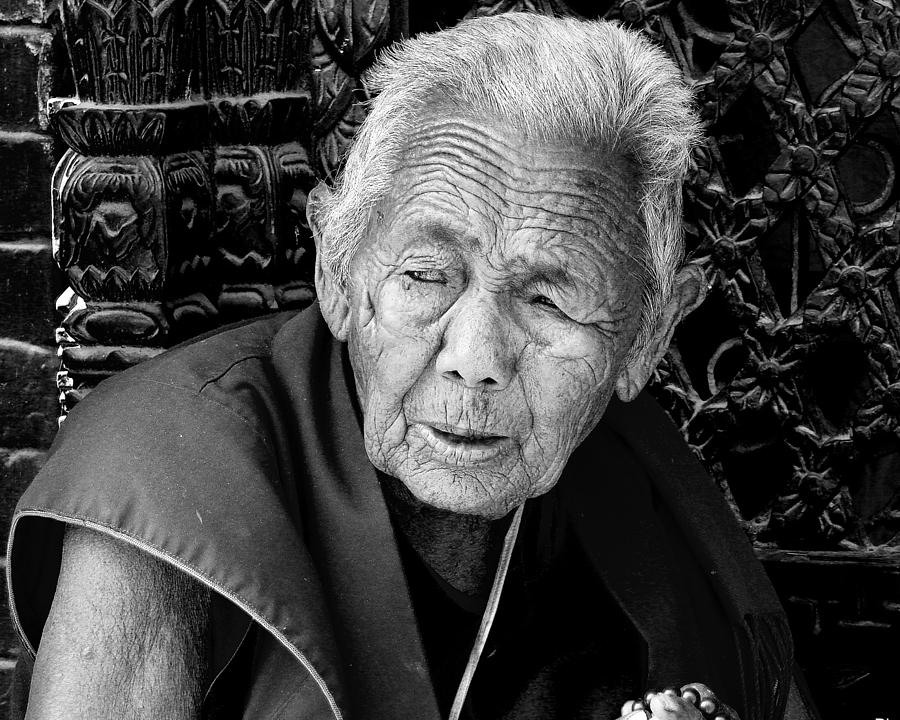 Portrait Photograph - Portrait of elderly woman by Kedar Munshi