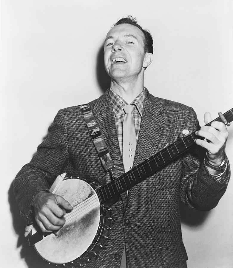Portrait Of Pete Seeger Photograph by Fred Palumbo
