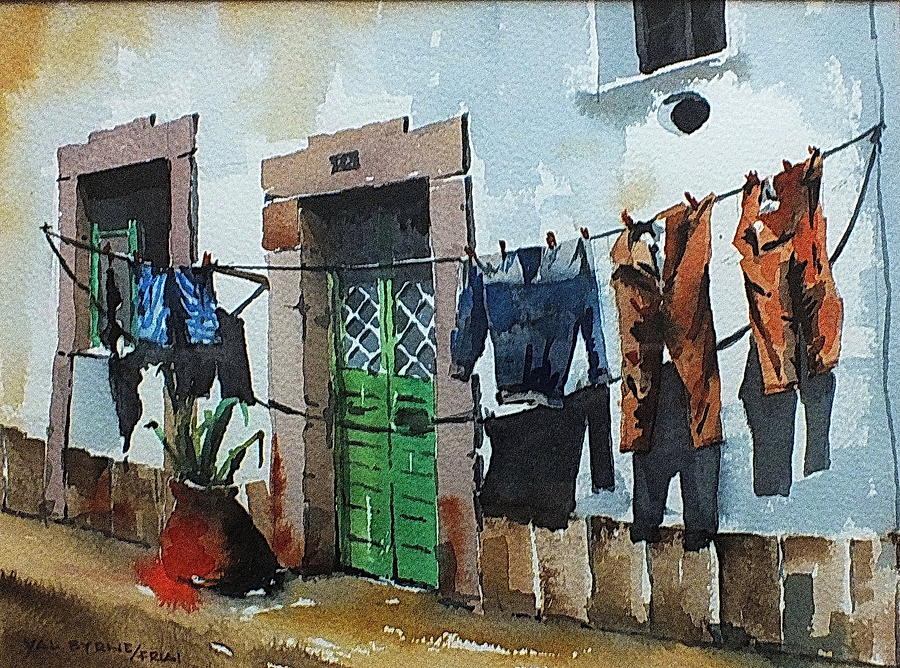 PORTUGAL  Washing line in Sta Bras. Painting by Val Byrne