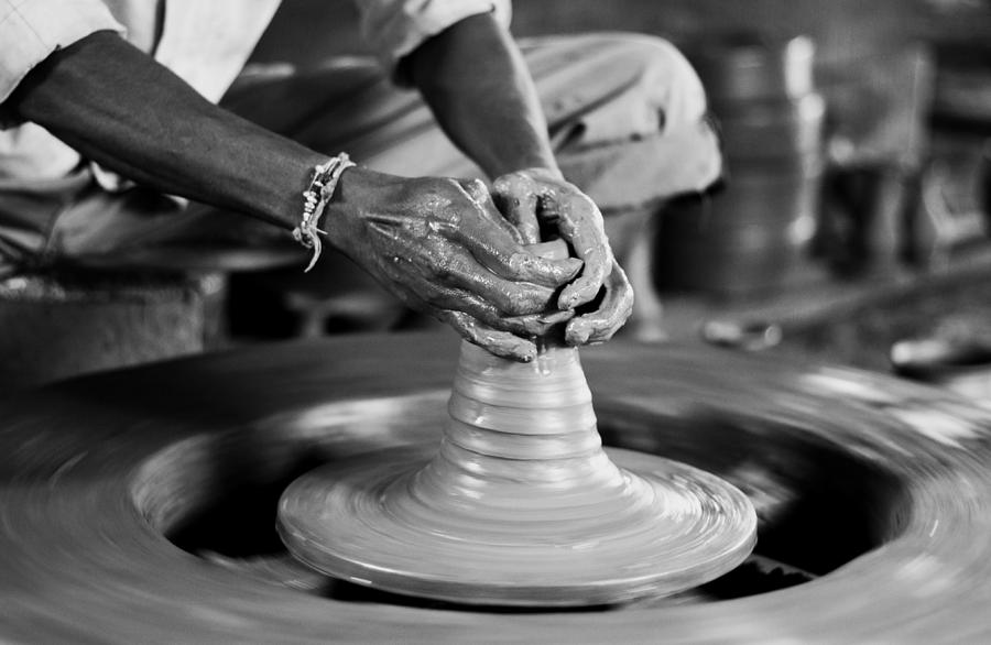 Nature Photograph - Potter by Murali Aithal