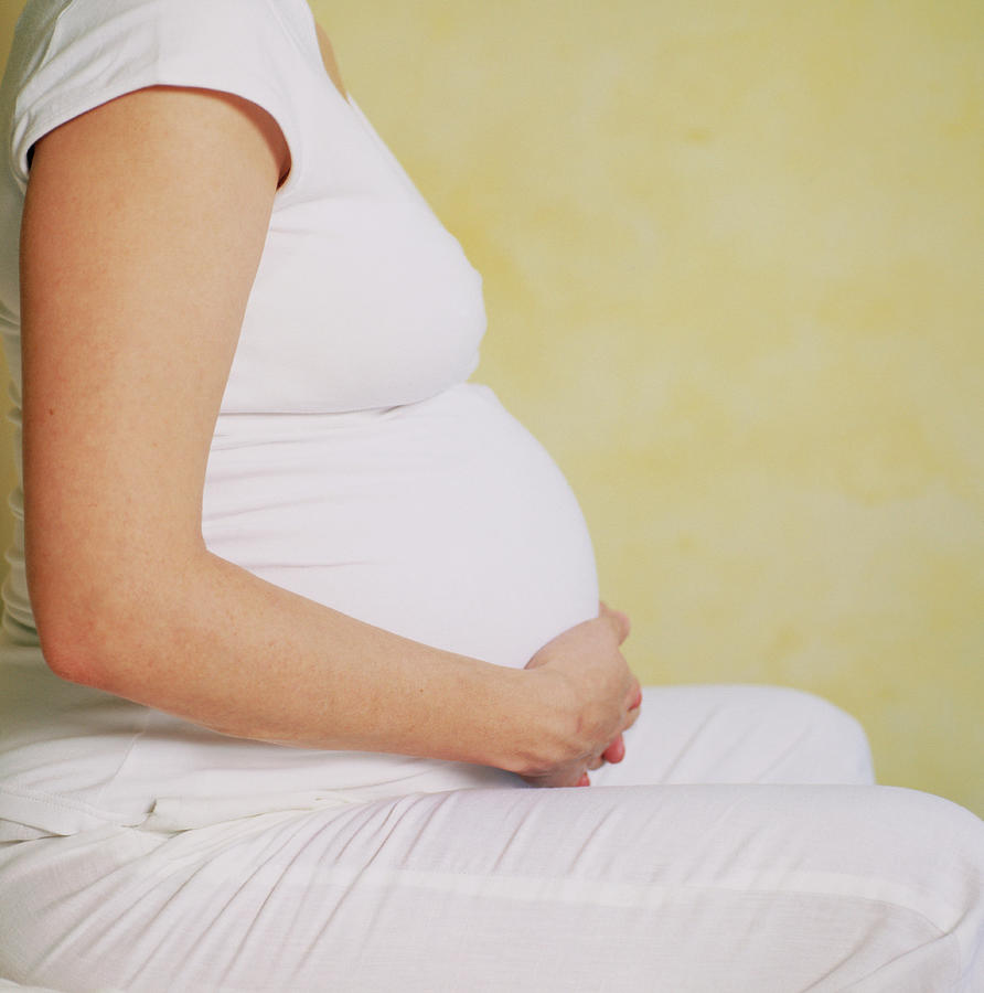 Pregnant Woman Photograph by Cristina Pedrazzini/science Photo Library