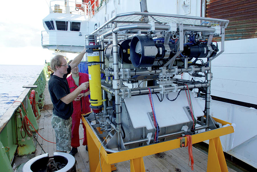 Preparing Robotic Underwater Vehicle Photograph by B. Murton/southampton Oceanography Centre