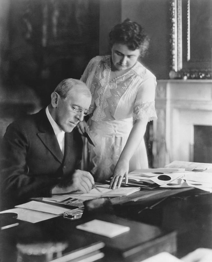 President And Mrs. Woodrow Wilson Photograph by Underwood Archives