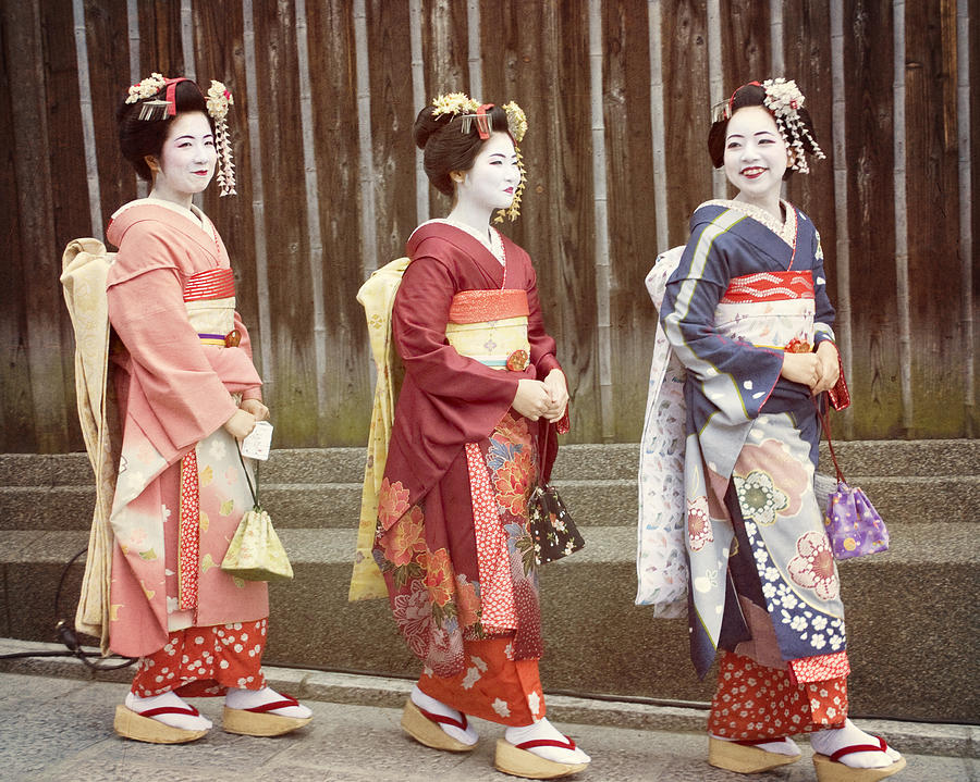 Asian Culture Photograph - Pretty Girls by Juli Scalzi