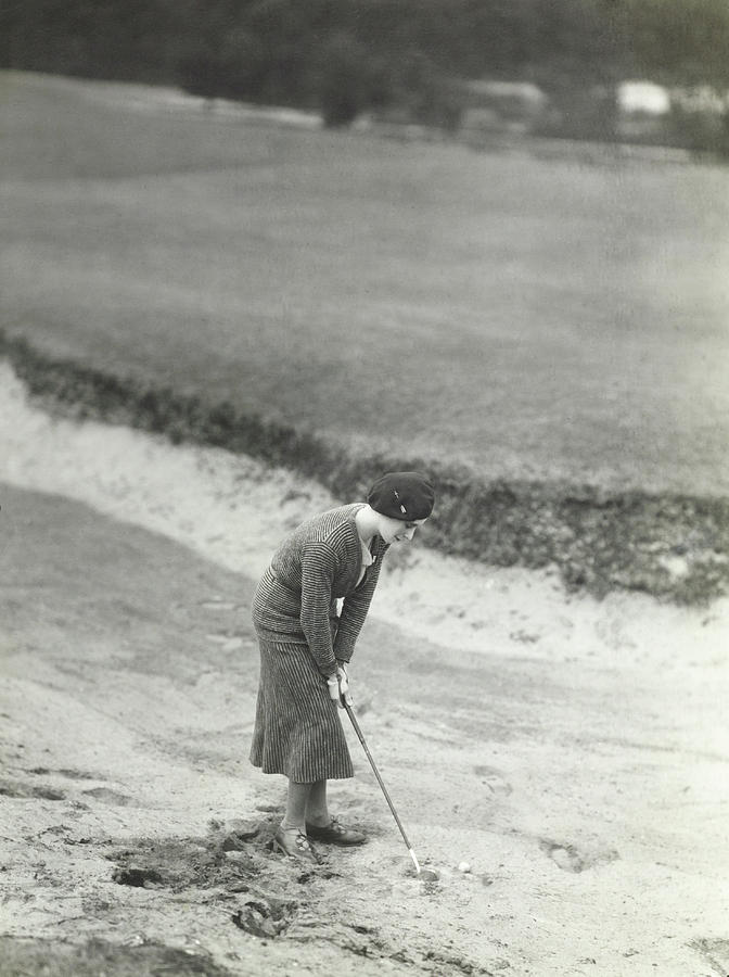 Princesse De Beauvau-craon Playing Golf Photograph by George Hoyningen-Huene