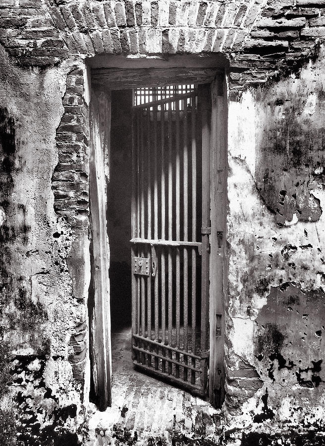 Prison Cell In Old San Juan Photograph By Kevin Felts
