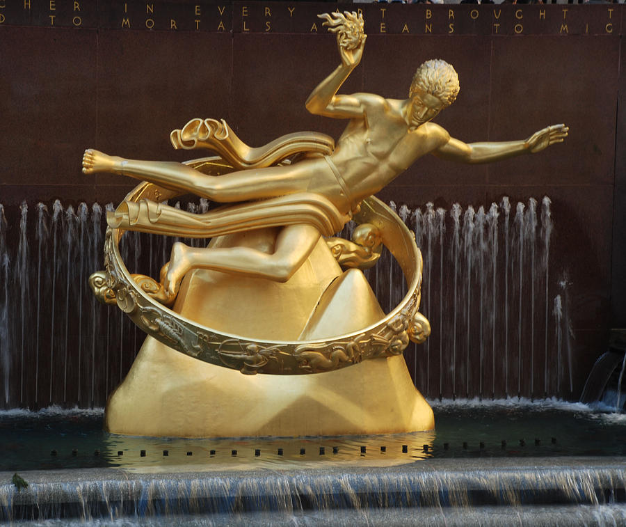 Prometheus in Rockefeller Center Photograph by Richard Bryce and Family