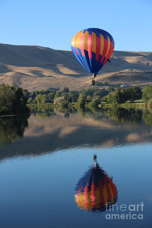 Hot-air Balloon Photograph - Prosser Balloon Reflection by Carol Groenen