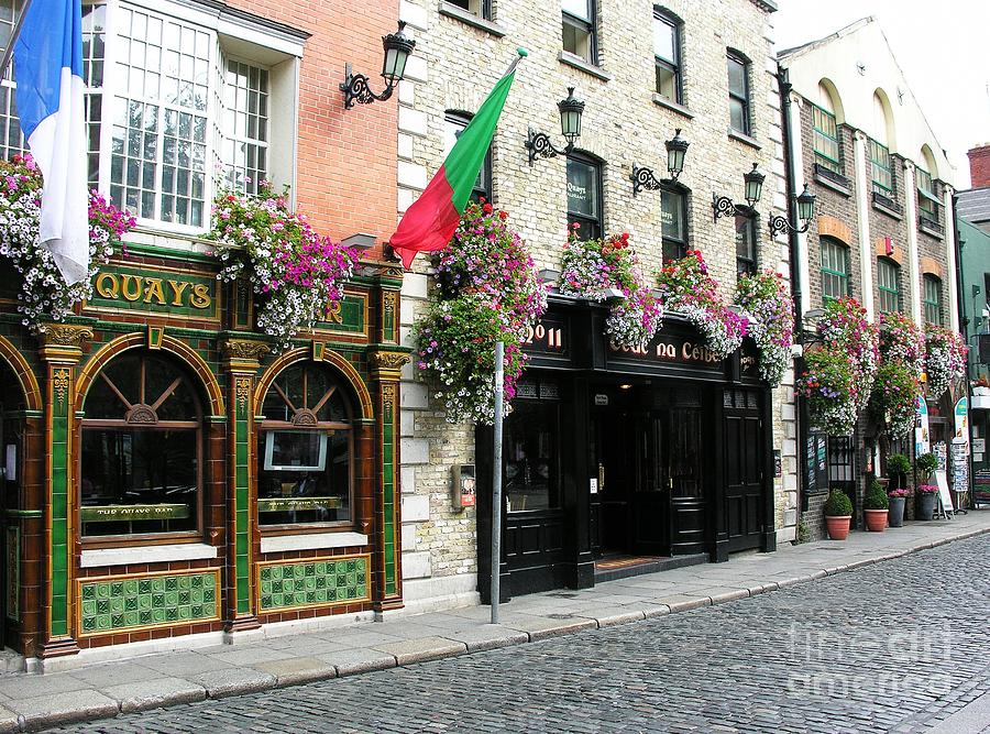 Pubs In Dublin Photograph by Mel Steinhauer