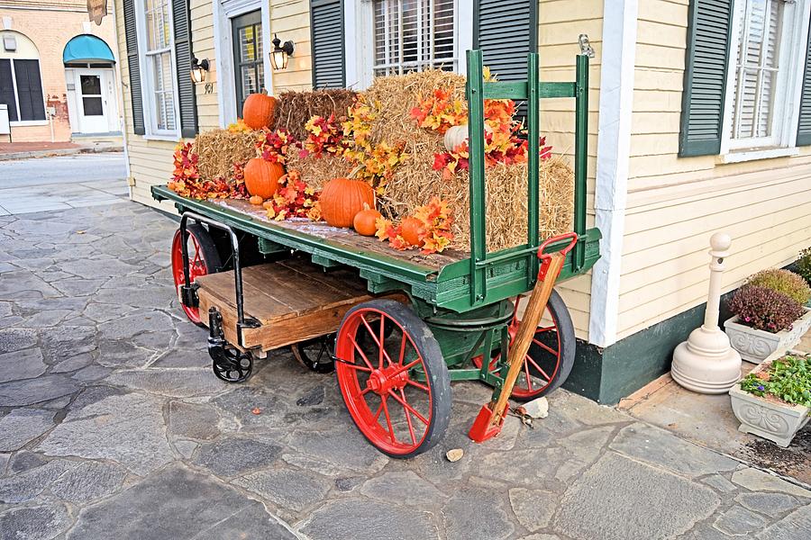 Pumpkin Photograph - Pumpkin Cart by James Potts