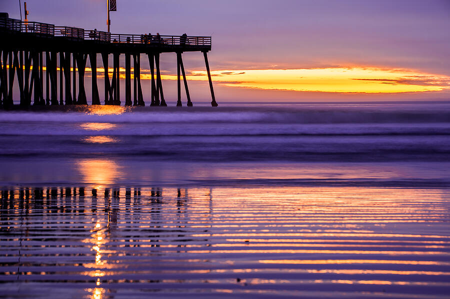 Purple Sunset at the Pismo Beach Pier Photograph by Gregory Ballos