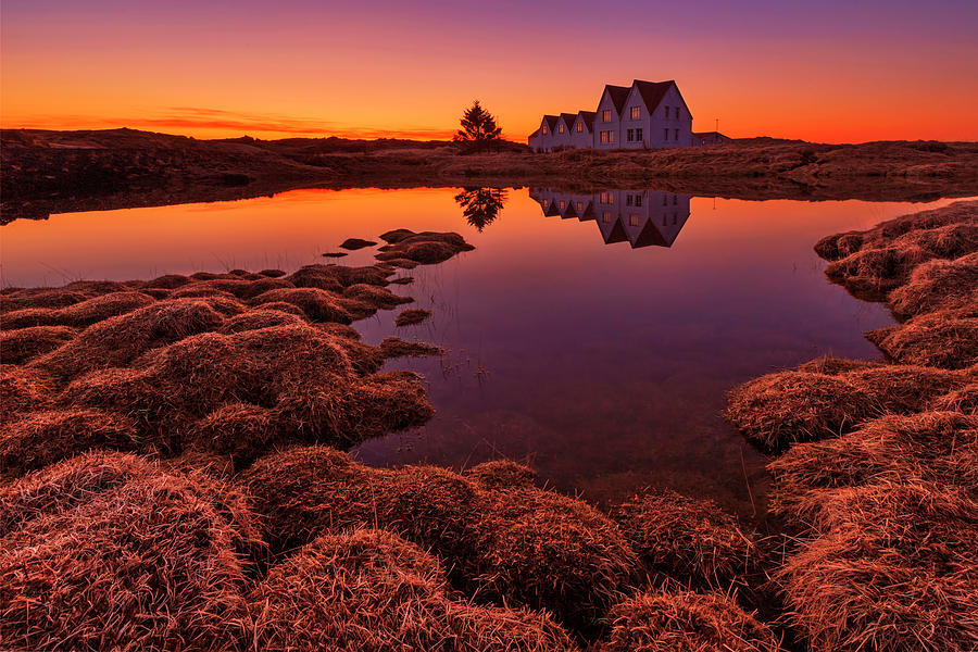 Sunset Photograph - Purple Sunset by Bragi Ingibergsson -