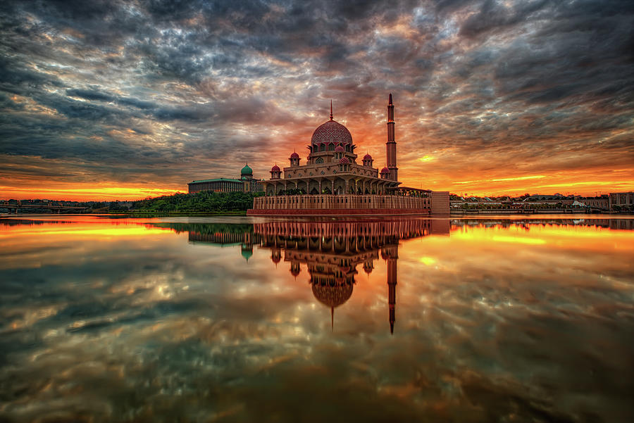Putra Mosque At Dawn Photograph by Ssphotography