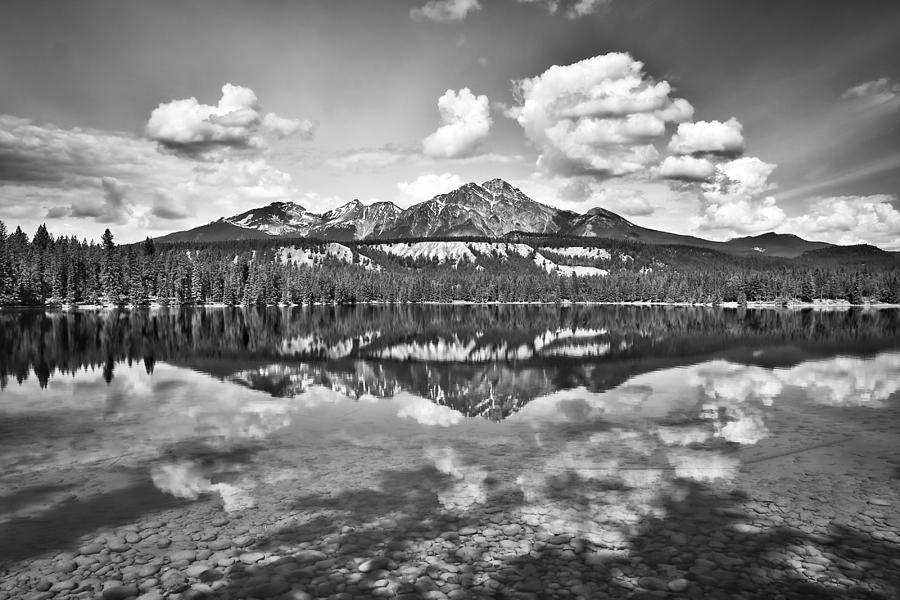 Pyramid Lake - Black And White #2 Photograph by Stuart Litoff