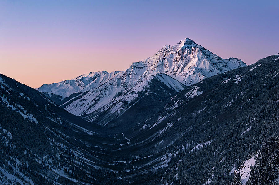 Pyramid Peak At Dawn, Aspen, Colorado Photograph by Brandon