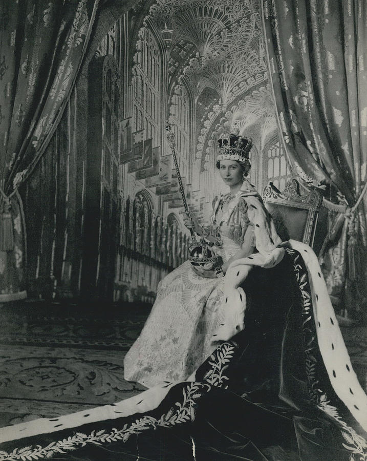 Queen Elizabeth Ii In Throne Room Of Buckingham Palace After Her Coronation