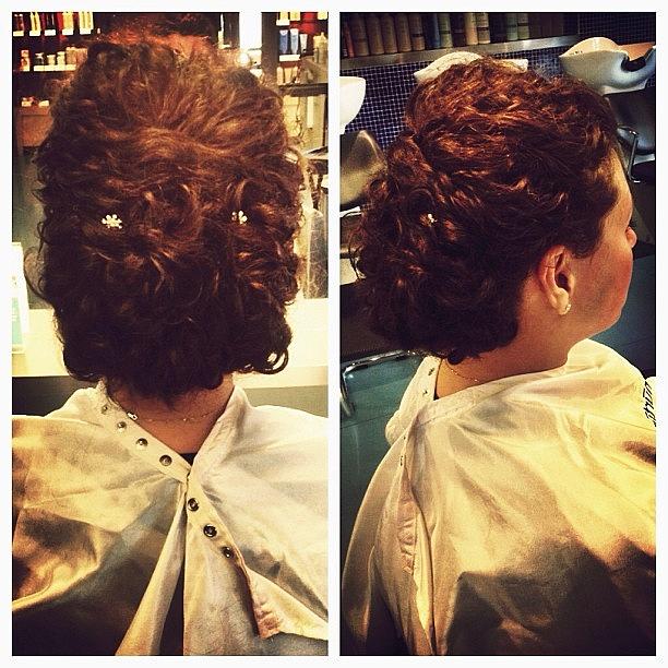 Quick Lil Updo Jammer On A Curly Photograph by Julie Ann