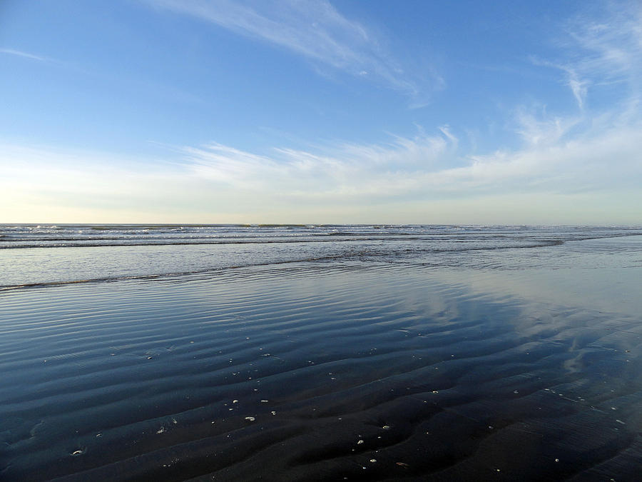 Quinault Beach Patterned Reflection Photograph by Robert Meyers-Lussier