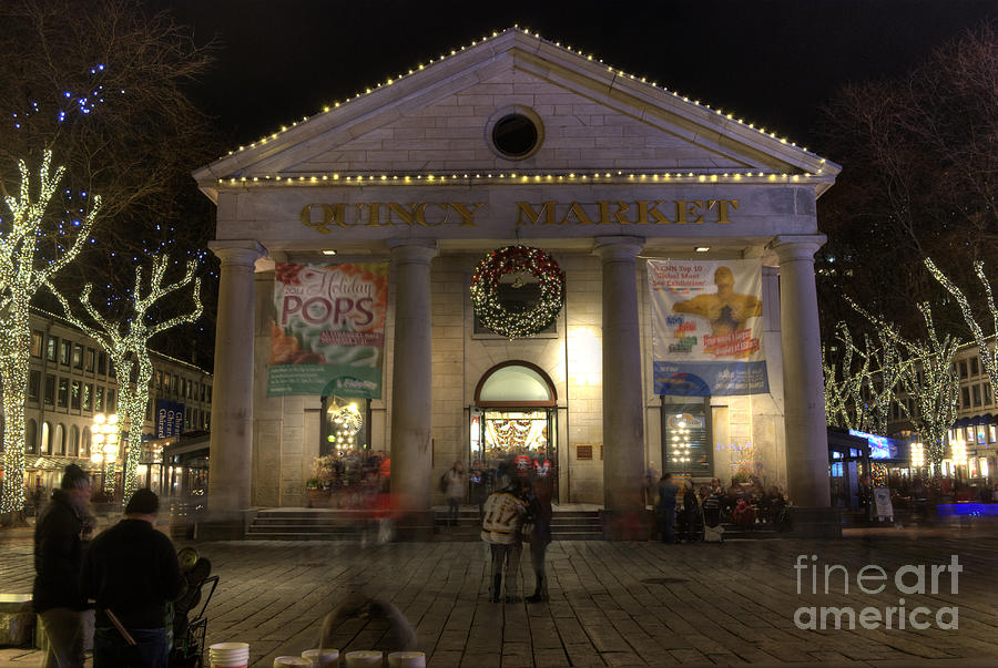 Architecture Photograph - Quincy Market at Night by Juli Scalzi