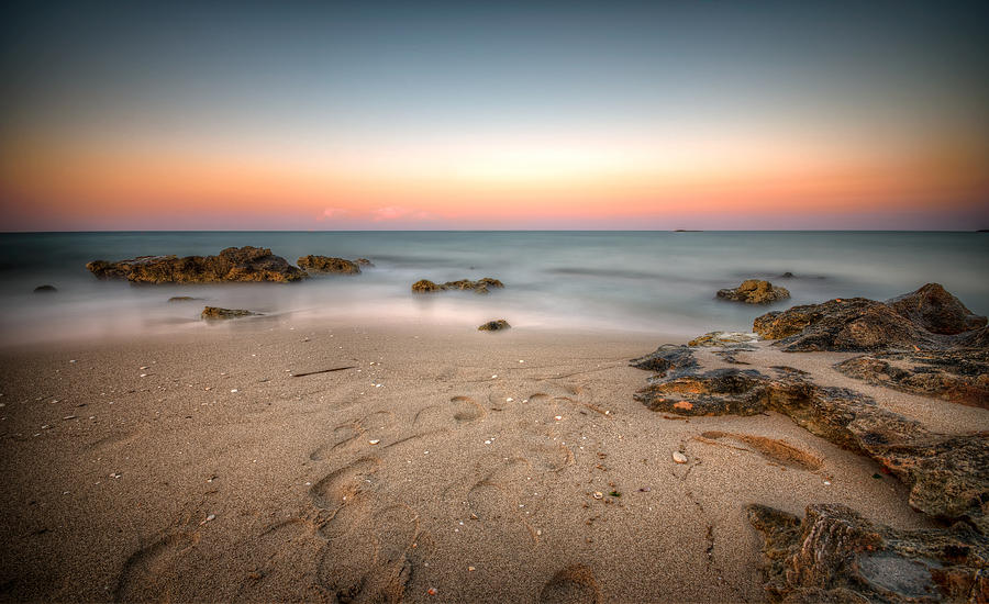 Beach Photograph - Quintero dusk by Tommaso Di Donato