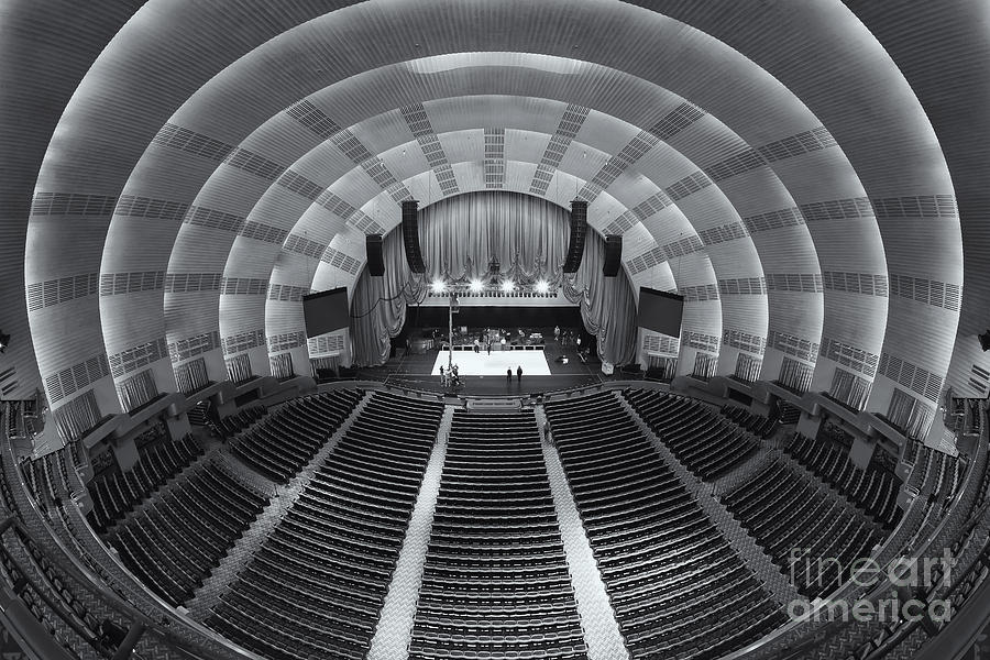 Radio City Music Hall II Photograph by Clarence Holmes